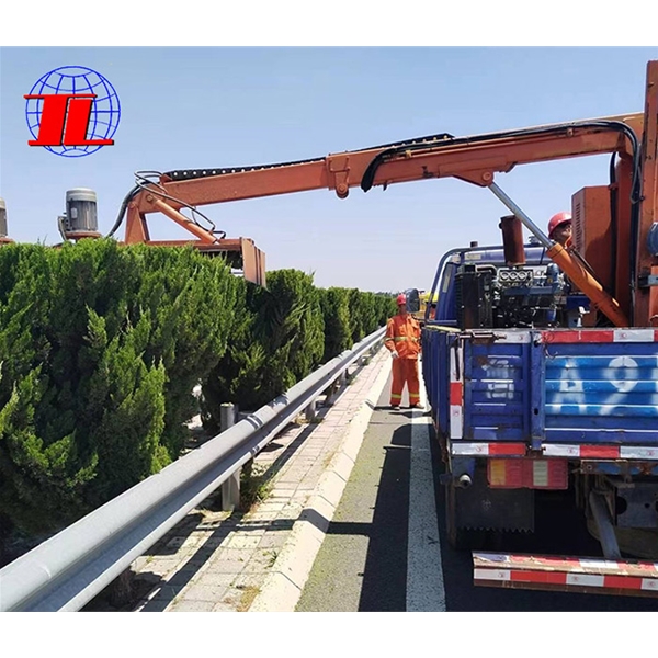 車載式綠籬修剪機(jī)